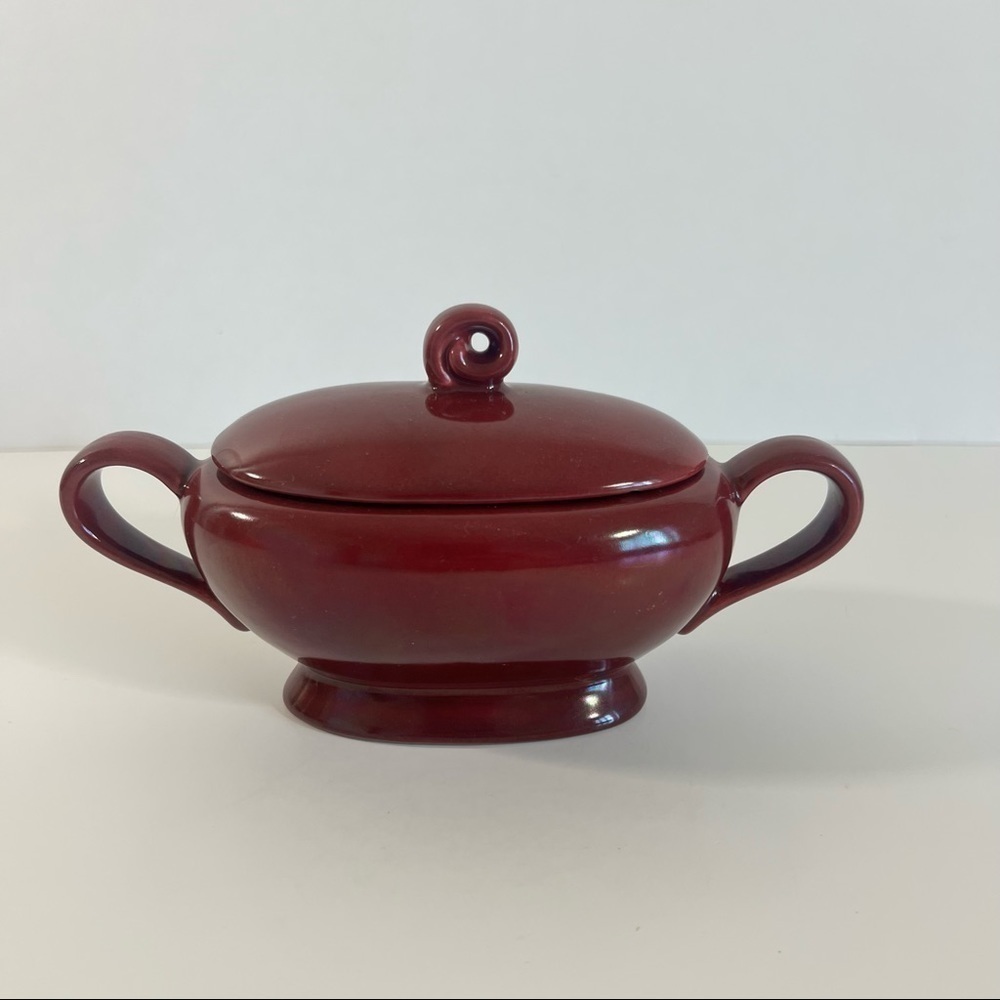 Santa Anita ware MCM sugar bowl and lid; California Modern.